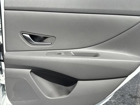 New 2026 Hyundai Elantra SEL Sport Premium FWD image 18