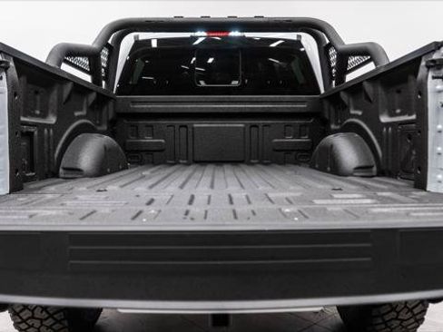 Used 2025 Ford F150 Lariat AWD/4WD image 13