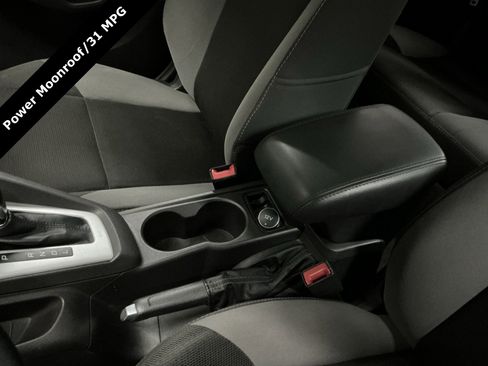 Used 2014 Ford Focus SE image 26