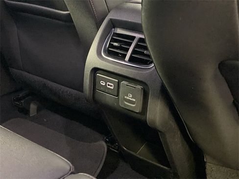 Certified 2023 Chevrolet Blazer RS w/ Enhanced Convenience Package image 27