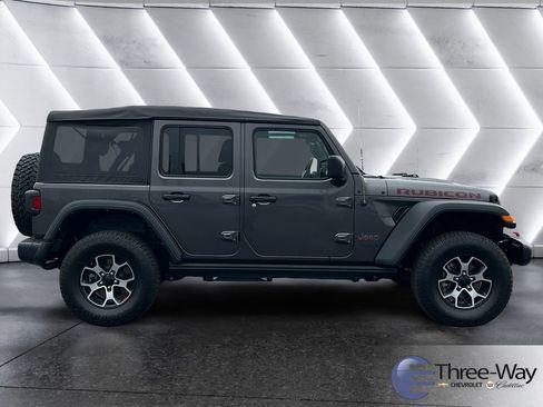 Used 2021 Jeep Wrangler Unlimited Rubicon AWD/4WD image 6