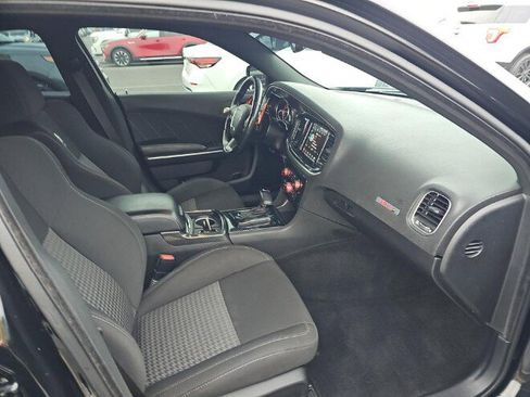 Used 2019 Dodge Charger Scat Pack w/ Dynamics Package image 12