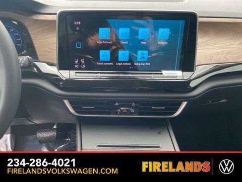 New 2026 Volkswagen Atlas SE image 34