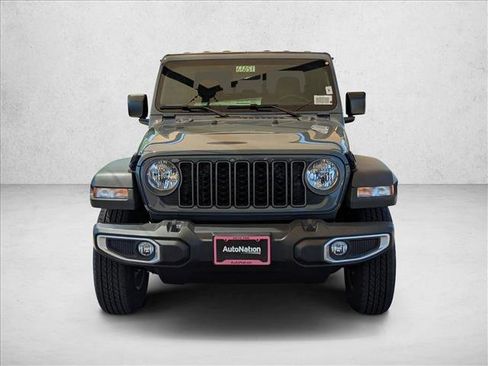 New 2026 Jeep Gladiator Sport AWD/4WD image 5