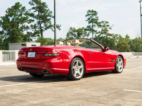 Used 2011 Mercedes-Benz SL 550 image 10
