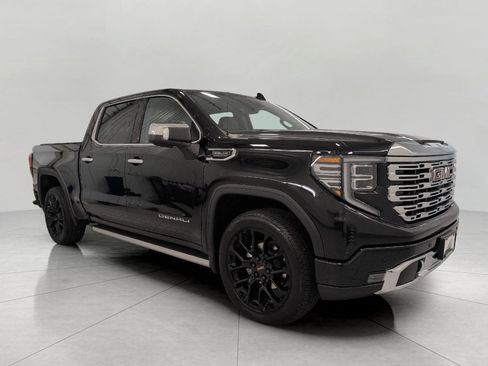 Used 2023 GMC Sierra 1500 Denali w/ Denali Reserve Package AWD/4WD image 1