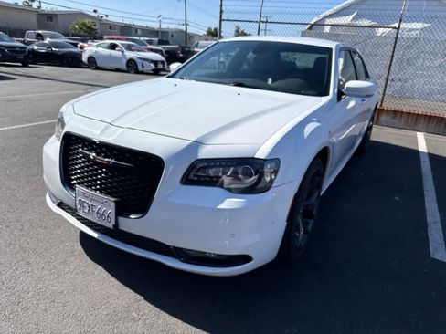 Used 2021 Chrysler 300 S RWD image 2