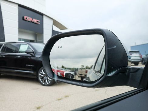 New 2027 GMC Acadia Elevation w/ Black Edition FWD image 30