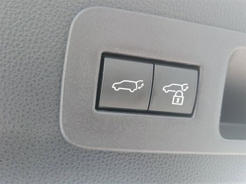 Used 2024 Lexus LX 600 F Sport image 12