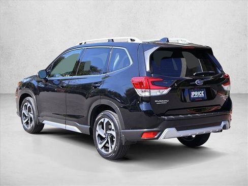 Used 2023 Subaru Forester Touring AWD/4WD image 10