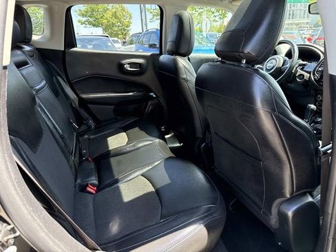Certified 2019 Jeep Compass Latitude AWD/4WD image 11