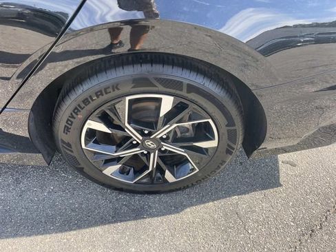 Used 2024 Hyundai Sonata SEL FWD image 11
