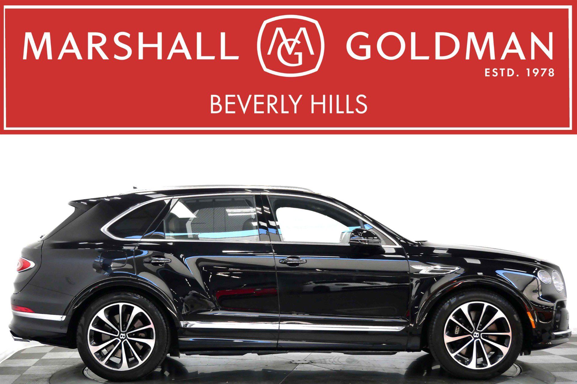 Used 2023 Bentley Bentayga AWD/4WD image 1