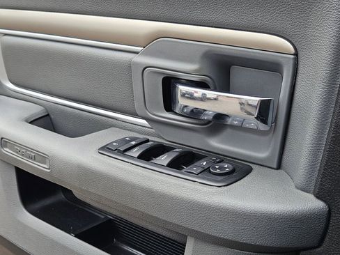 Used 2017 RAM 1500 Big Horn AWD/4WD image 11