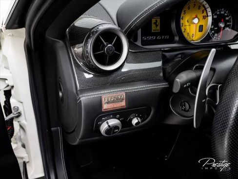 Used 2011 Ferrari 599 GTB Fiorano RWD image 27