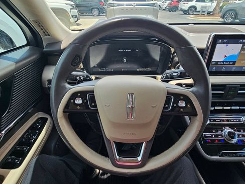 Used 2022 Lincoln Corsair Reserve w/ Elements Package FWD image 22