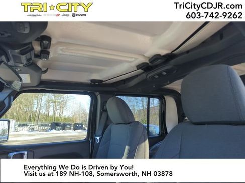 New 2026 Jeep Gladiator Willys image 20