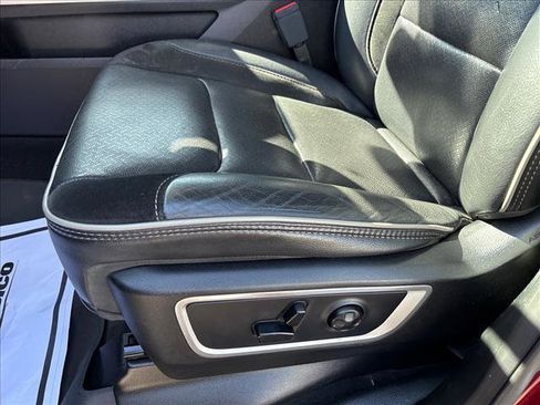 Used 2020 RAM 1500 Laramie AWD/4WD image 19
