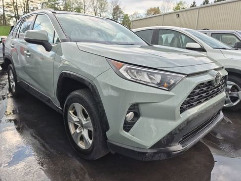 Used 2021 Toyota RAV4 XLE w/ Convenience Package AWD/4WD image 1