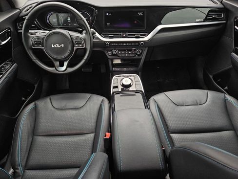 Used 2022 Kia Niro EX Premium image 30