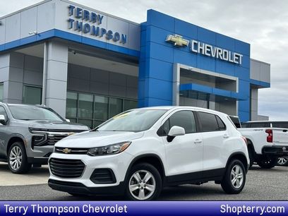 Used 2021 Chevrolet Trax LS w/ Tint and Cruise Package