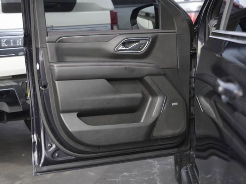 Used 2022 Chevrolet Tahoe RST w/ Sport Performance Package image 32