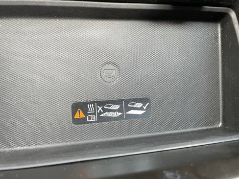 Used 2022 GMC Yukon Denali AWD/4WD image 34