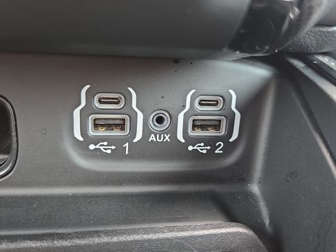 Used 2022 RAM 1500 Limited w/ Night Edition AWD/4WD image 21