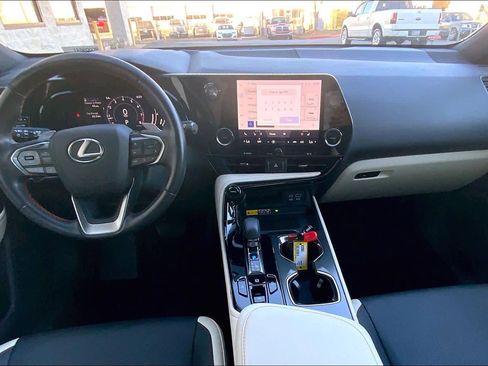 Used 2024 Lexus NX 250 FWD w/ Premium Package image 15