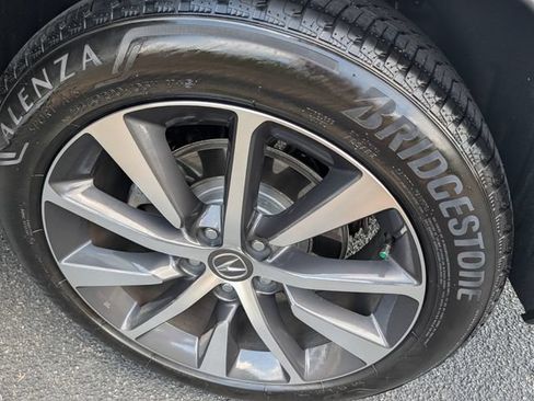 Used 2026 Acura MDX w/ Technology Package FWD image 20