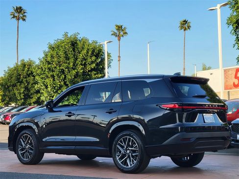 Used 2026 Lexus TX 350 AWD image 2