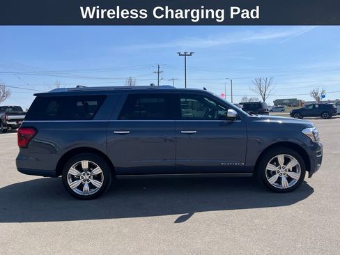 Used 2022 Ford Expedition Max Platinum AWD/4WD image 8