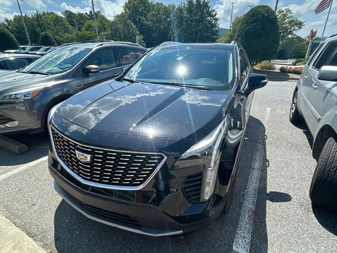 Used 2021 Cadillac XT4 Premium Luxury FWD image 5