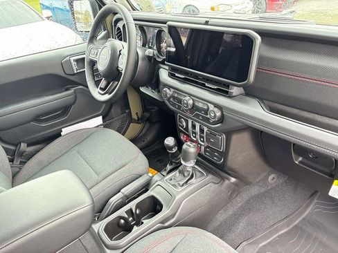 New 2026 Jeep Wrangler Rubicon w/ Xtreme 35 Tire Package image 15