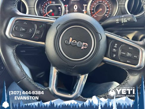 Used 2020 Jeep Gladiator Overland image 22