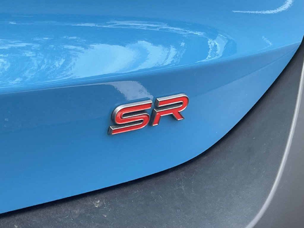 Used 2025 Nissan Kicks SR FWD image 9