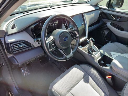 Used 2022 Subaru Outback Premium image 7