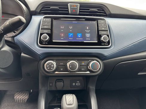Used 2025 Nissan Versa SV w/ Trunk Package FWD image 17