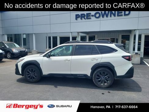 Used 2024 Subaru Outback Onyx Edition AWD/4WD image 2