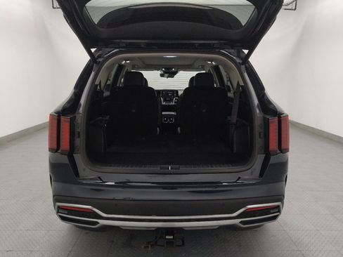 Used 2021 Kia Sorento EX image 29