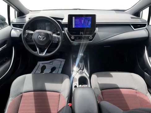 Used 2025 Toyota Corolla SE FWD image 13