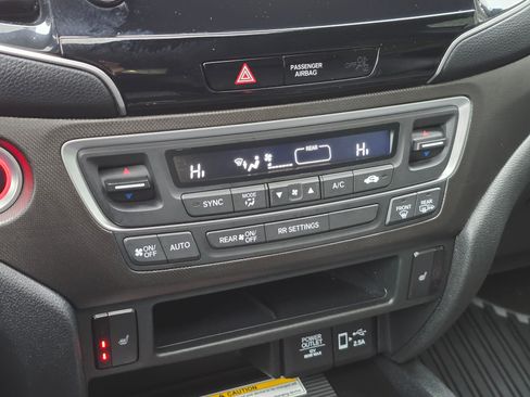 Used 2023 Honda Passport TrailSport image 33