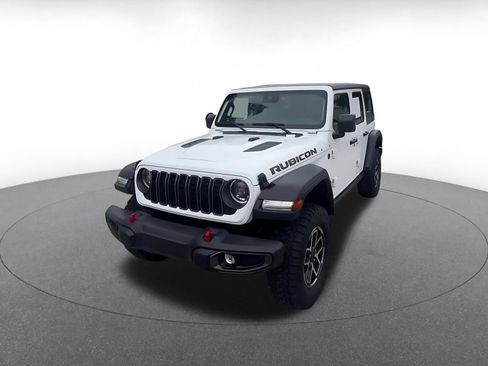 Used 2025 Jeep Wrangler Unlimited Rubicon AWD/4WD image 7