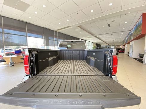 Certified 2026 Toyota Tacoma TRD Sport AWD/4WD image 25