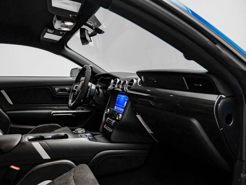 Used 2022 Ford Mustang Shelby GT500 w/ Carbon Fiber Track Pack image 56