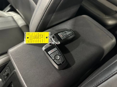 Used 2021 Ford Bronco Black Diamond AWD/4WD image 42
