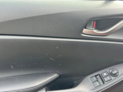 Used 2023 MAZDA MX-5 Miata Sport image 12