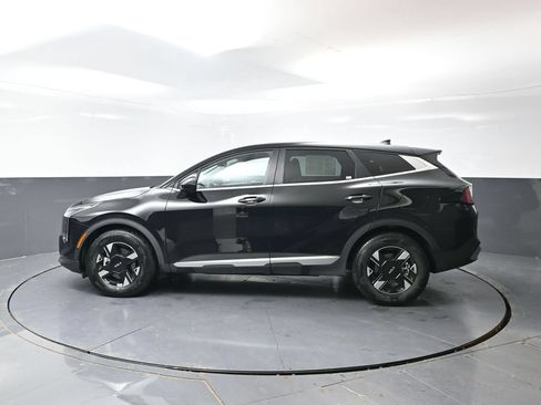 Used 2026 Kia Sportage LX FWD image 11