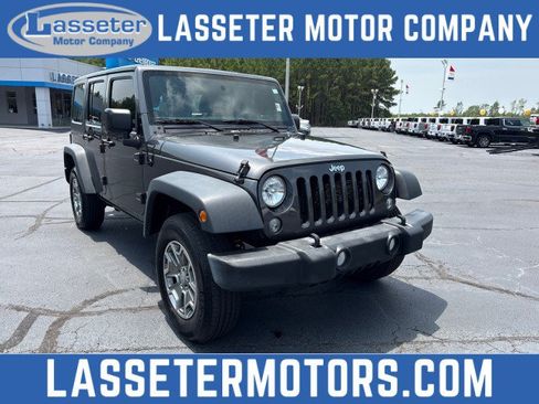 Used 2017 Jeep Wrangler Unlimited Sport w/ Max Tow Package AWD/4WD image 1
