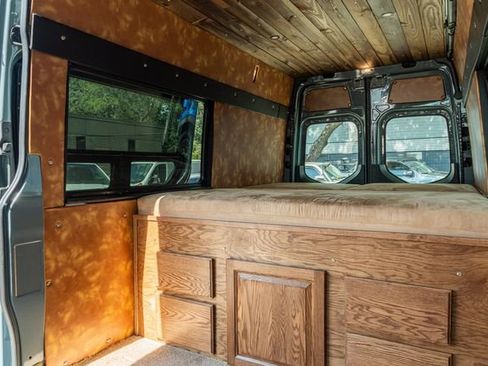 Used 2023 Mercedes-Benz Sprinter 3500 image 15